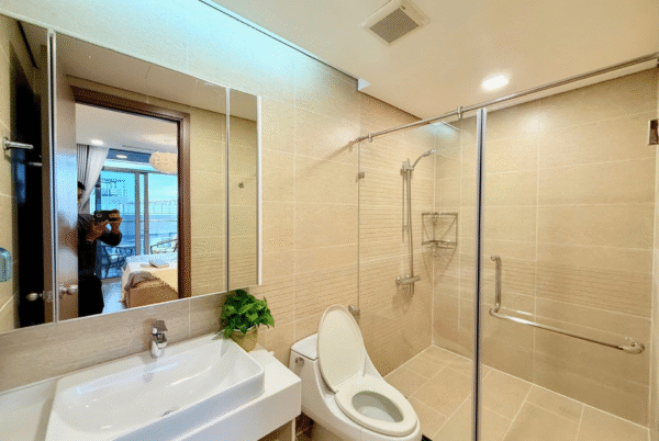 Chính chủ cần bán căn 3 phòng ngủ nội thất sang trọng 115,7m2