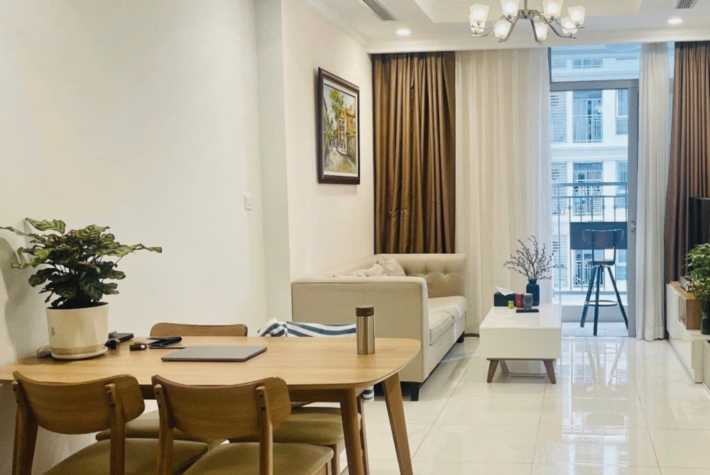 Cho thuê căn hộ 1 phòng ngủ Landmark 4 tầng trung, view Landmark 81