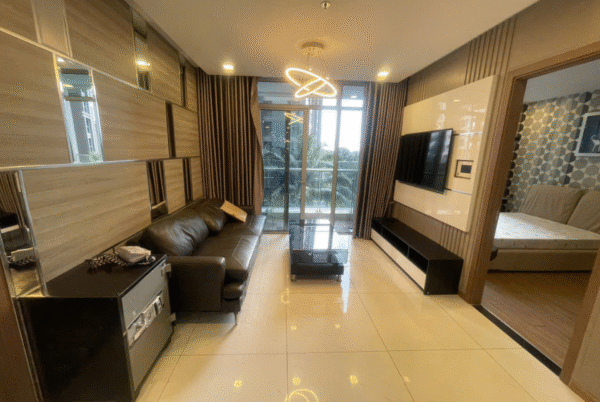 Cho thuê căn hộ 2 phòng ngủ Park 7 view hồ bơi thoáng mát