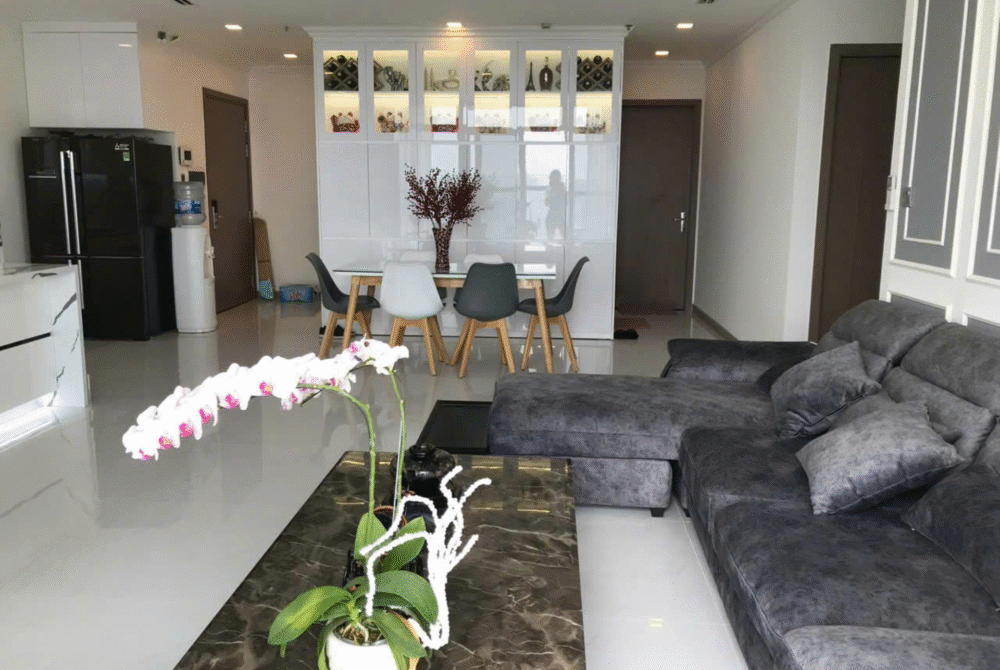chính chủ bán căn hộ 4 phòng ngủ Landmark 1 Vinhomes Central Park Tầm view thoáng, lại nằm tại khu yên tĩnh. Liên hệ xem nhà ngay