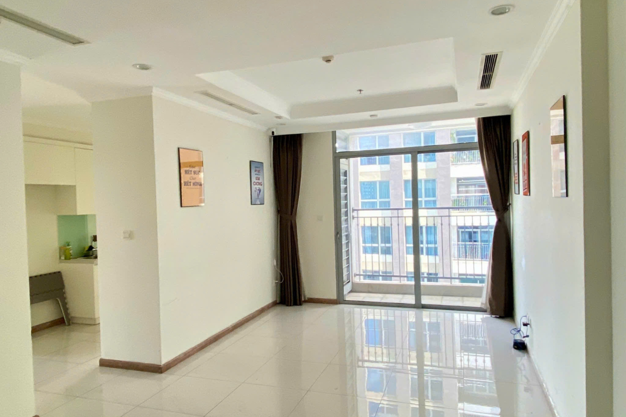 Cho thuê căn hộ nội thất cơ bản Toà Central 3- 3 phòng ngủ diện tích 125,5m2