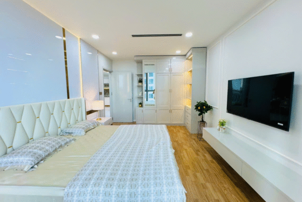 Tìm chính khách bán 4 phòng ngủ Park 1 nhà decor nội thất cao cấp