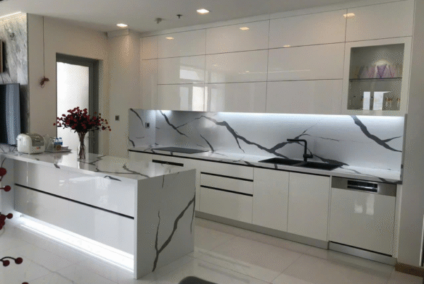 chính chủ bán căn hộ 4 phòng ngủ Landmark 1 Vinhomes Central Park Tầm view thoáng, lại nằm tại khu yên tĩnh. Liên hệ xem nhà ngay
