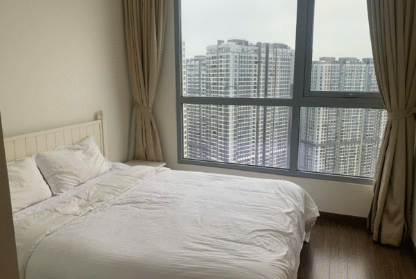 Bán căn hộ 3 phòng ngủ toà Landmark Plus 108,2m2 nội thất cổ điển