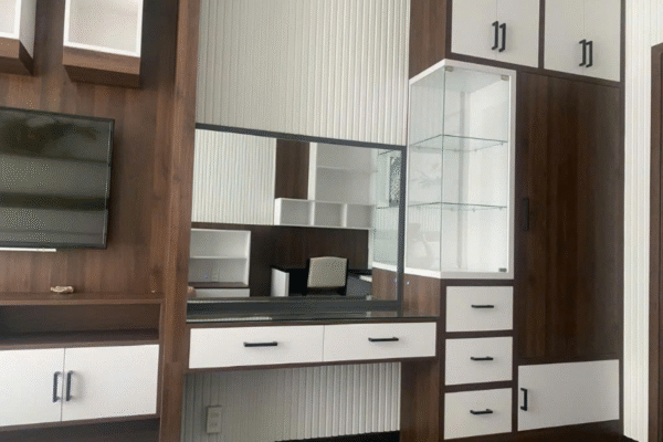 Chủ gửi bán căn hộ 3 phòng ngủ toà Landmark 3 diện tích 126,2m2