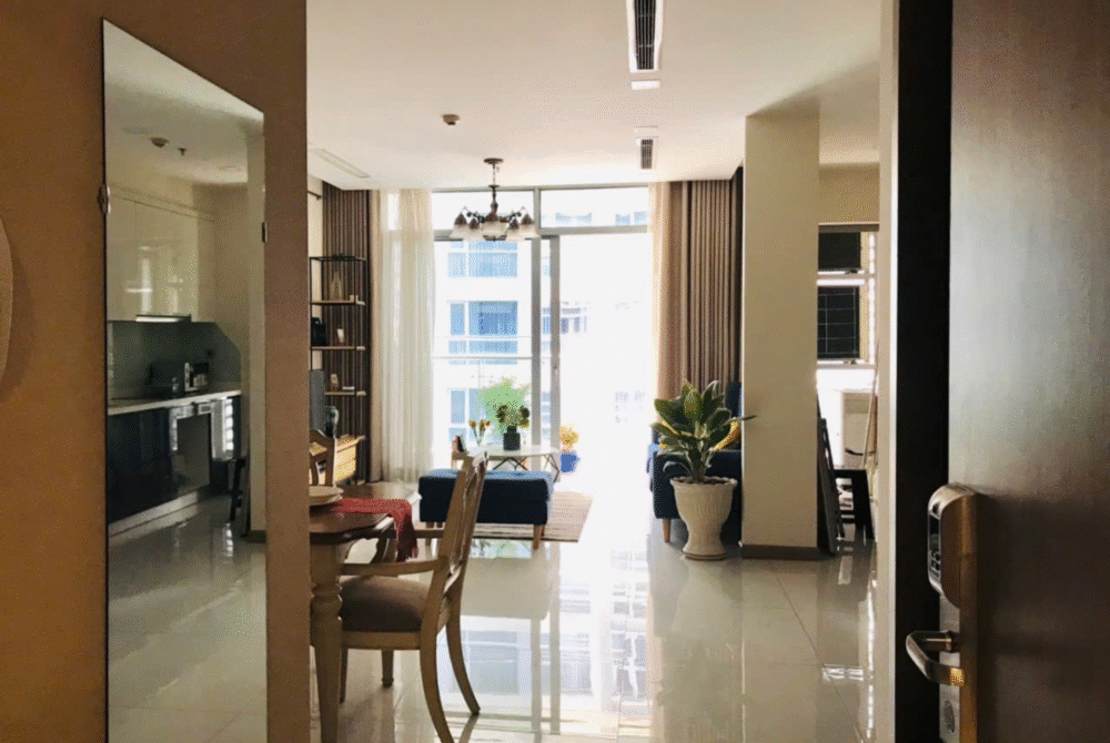 Chủ bán căn 2 phòng ngủ toà Park 3 nhà đẹp, thoáng mát