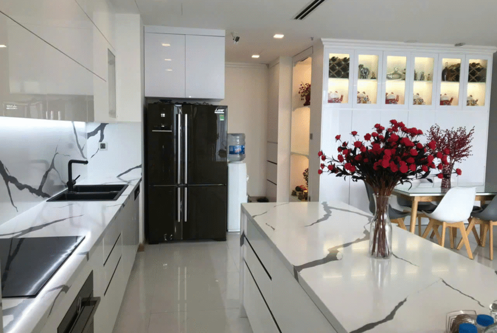 chính chủ bán căn hộ 4 phòng ngủ Landmark 1 Vinhomes Central Park Tầm view thoáng, lại nằm tại khu yên tĩnh. Liên hệ xem nhà ngay