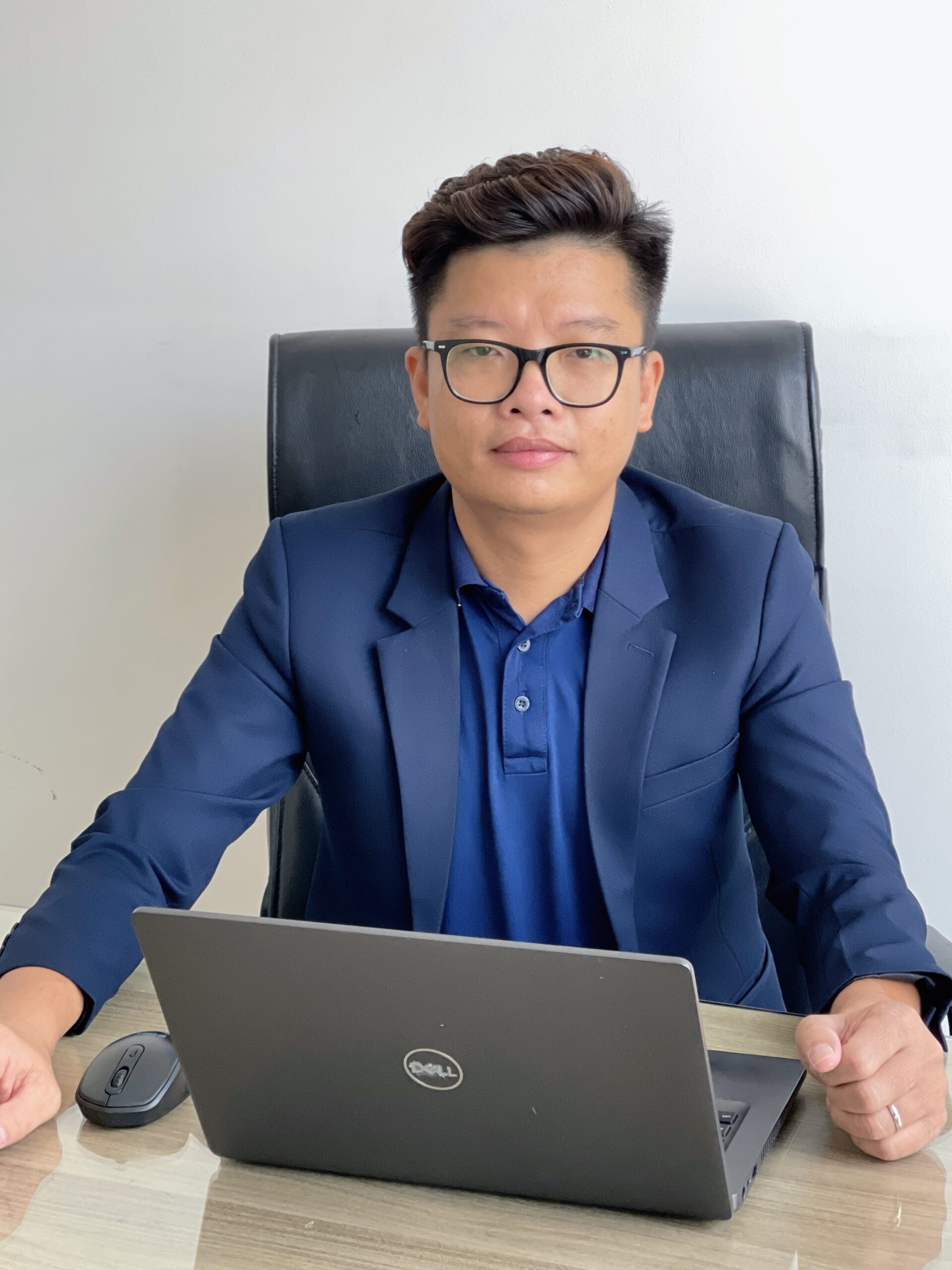 Phùng Thanh - chuyên viên tư vấn TMT Land Vinhomes Central Park